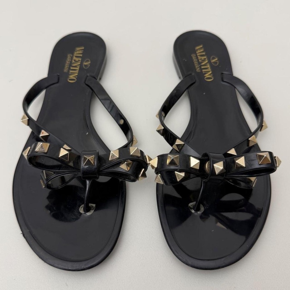Valentino Garavani Rockstud Jelly Bow flat Thong Sandals Size 39